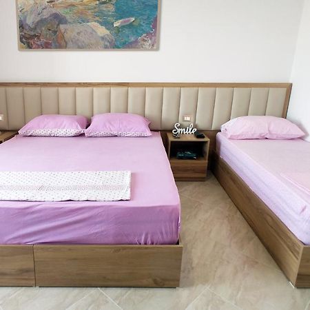 Villa Luelfa Durres Exterior photo